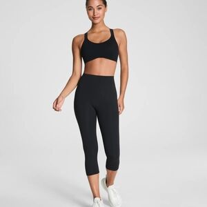 SPANX Black Cropped Leggings